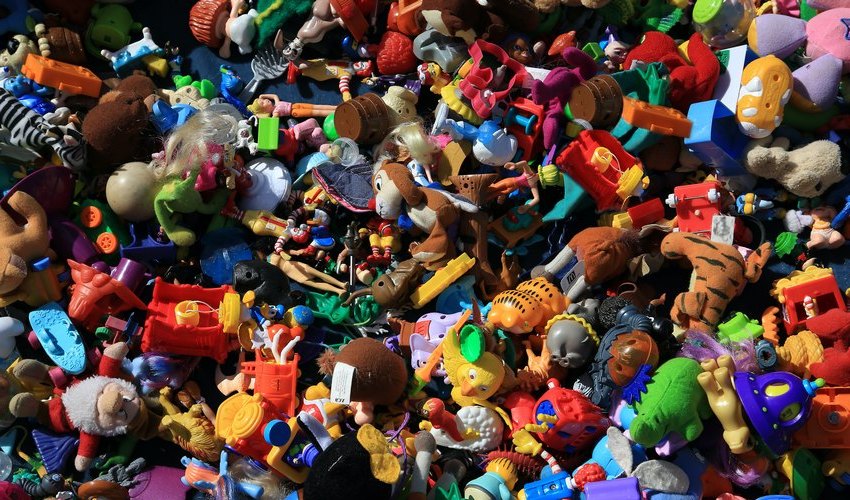 Non sicuri e contraffatti, maxi sequestro di giocattoli pericolosi