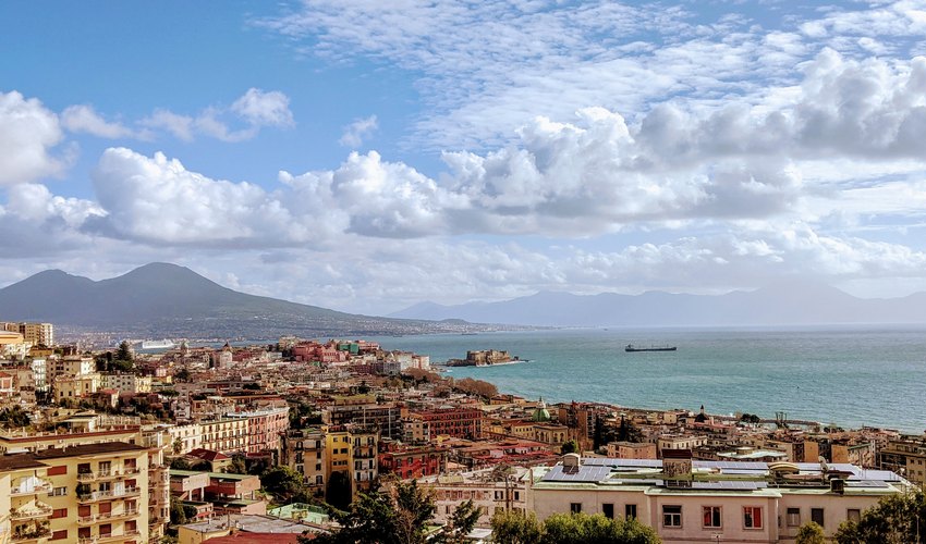 Codici: non sarà una bomba a fermare la lotta di Napoli per la legalità