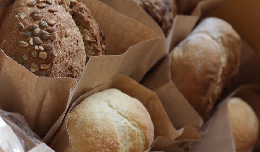 Sulla tavola degli italiani il pane non manca, ma quanto costa? 