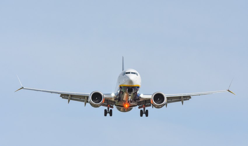 Volo Ryanair con 7 ore di ritardo, Codici Sicilia: avviate pratiche per il risarcimento danni a favore dei passeggeri