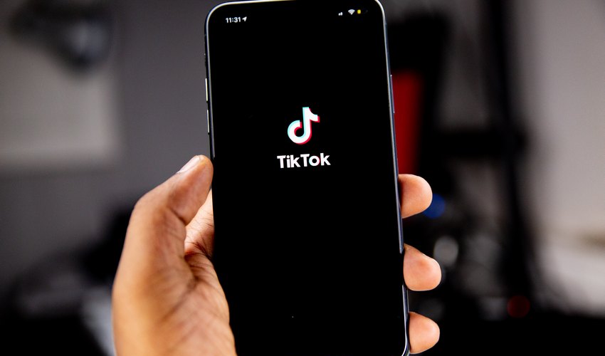 Codici: vittoria all’Antitrust su TikTok, clausole più chiare e utenti più tutelati
